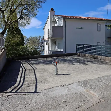 Apartman With Parking Space Dramalj, - 25195 Crikvenica