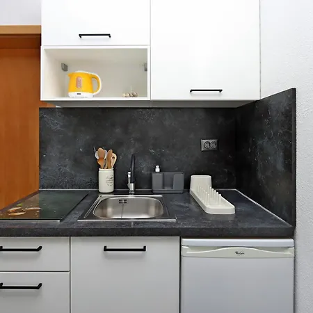 Apartman With Parking Space Dramalj, - 25195 Crikvenica
