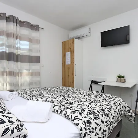 Apartman With Parking Space Dramalj, - 25195